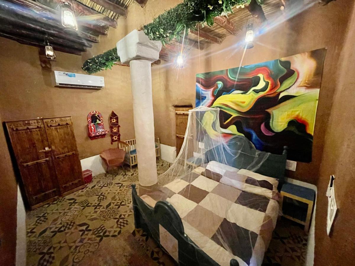Heritage Guest House Shaqra نُزُل تُراثي ภายนอก รูปภาพ
