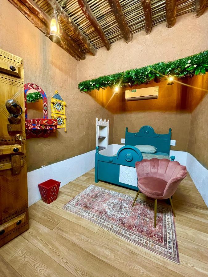 Heritage Guest House Shaqra نُزُل تُراثي ภายนอก รูปภาพ