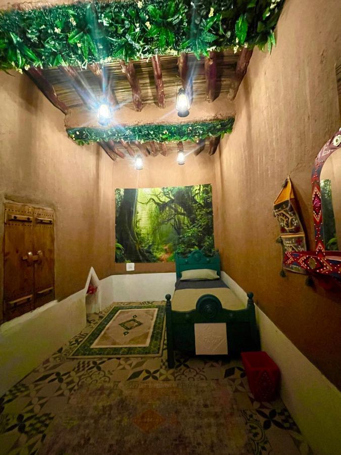Heritage Guest House Shaqra نُزُل تُراثي ภายนอก รูปภาพ